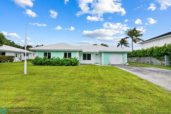 1034 6th Dr, Boca Raton, FL 33486