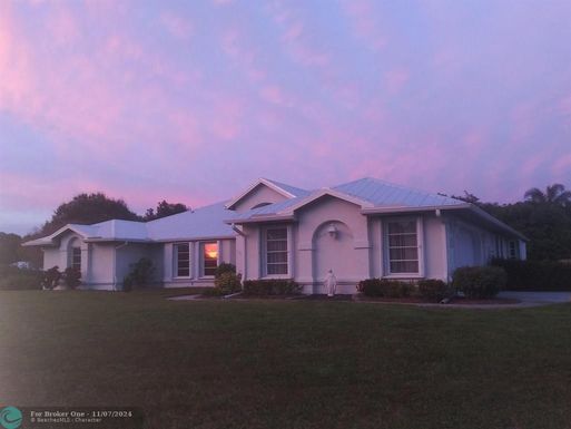 3041 Dalhart Rd, Port St Lucie, FL 34952