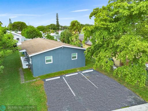 229 4th Ave, Dania Beach, FL 33004