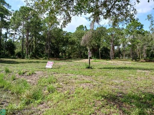 350 Kennel St, Clewiston, FL 33440