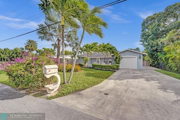 1140 30th Ct, Wilton Manors, FL 33311