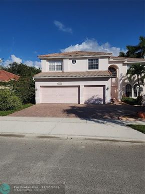 13781 16th St, Pembroke Pines, FL 33028