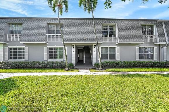 300 69th Ave, Plantation, FL 33317