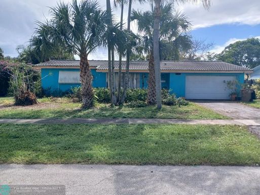 500 3rd Pl, Deerfield Beach, FL 33441