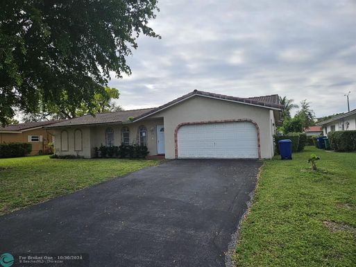 8548 24th Ct, Coral Springs, FL 33065