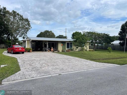 660 18th Ave., Vero Beach, FL 32962