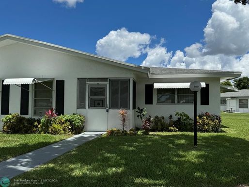 8671 10th Pl, Plantation, FL 33322