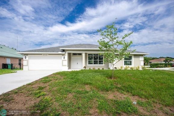 1801 Citadel Ave, Port St Lucie, FL 34953