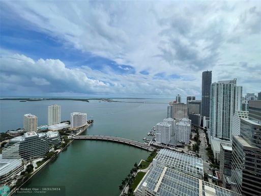 495 Brickell Ave, Miami, FL 33131