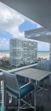 2100 OCEAN DR, Fort Lauderdale, FL 33316