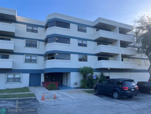 1891 61 AVENUE, Hollywood, FL 33024