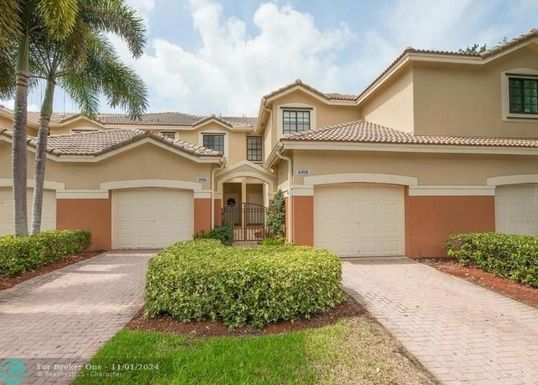 4008 Peppertree Dr, Weston, FL 33332