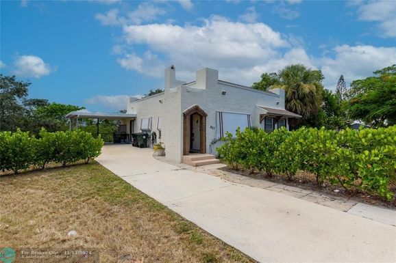 827 A St, Lake Worth Beach, FL 33460