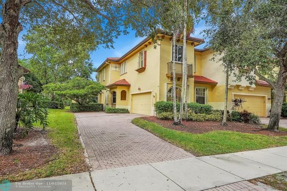 5732 119th Ter, Coral Springs, FL 33076