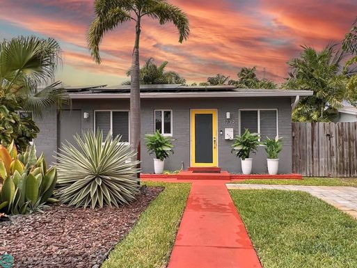 1739 26th Dr, Wilton Manors, FL 33334