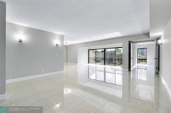 6593 Spring Bottom Way, Boca Raton, FL 33433