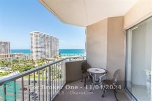 1985 Ocean Dr, Hallandale Beach, FL 33009