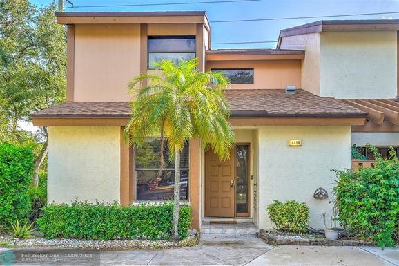 4698 30th St, Coconut Creek, FL 33063