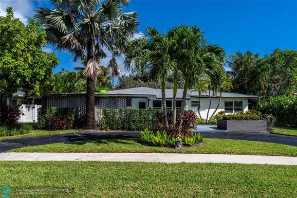 2932 8th Ave, Wilton Manors, FL 33311