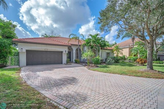 5320 103rd Way, Coral Springs, FL 33076