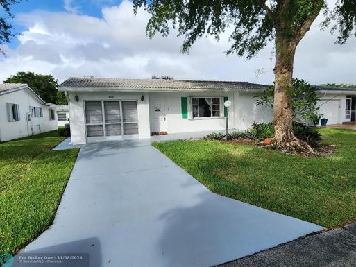 8941 13th St, Plantation, FL 33322