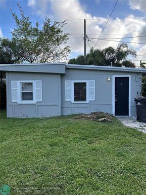 626 37th St, West Palm Beach, FL 33407