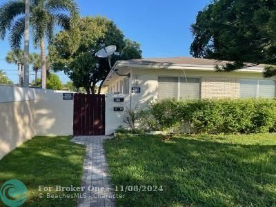 1733 Fletcher St, Hollywood, FL 33020