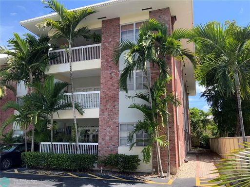 2424 17th St, Fort Lauderdale, FL 33316