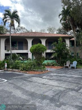 11452 45th St, Coral Springs, FL 33065