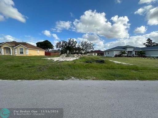 1915 Glenco St, Port St Lucie, FL 34953