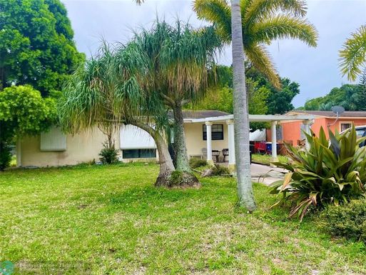 801 Azalea Ave, Fort Pierce , FL 34982