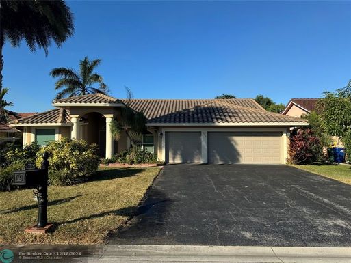 9655 52nd PL, Coral Springs, FL 33076