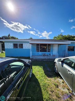 1140 111th St, Miami, FL 33168