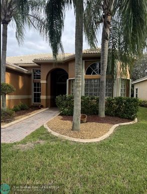 4913 115th Ter, Coral Springs, FL 33076