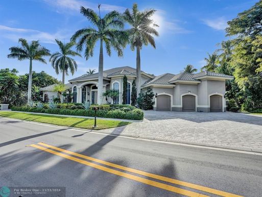 7988 Mandarin Dr, Boca Raton, FL 33433