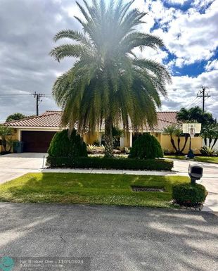 22071 Martella Ave, Boca Raton, FL 33433