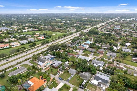 5068 Buchanan, Delray Beach, FL 33484