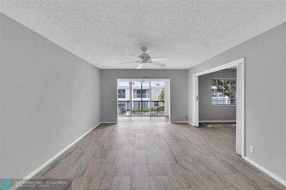 6477 Bay Club Dr, Fort Lauderdale, FL 33308