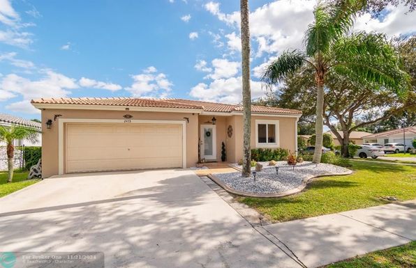 2473 103rd Ave, Miramar, FL 33025