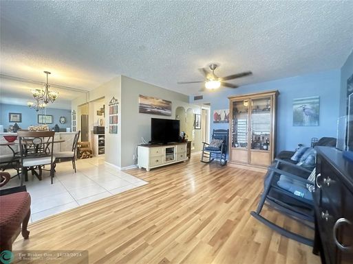 46 Lyndhurst B, Deerfield Beach, FL 33442