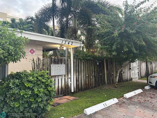 1342 Holly Heights Dr, Fort Lauderdale, FL 33304