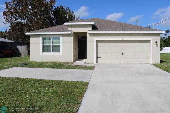 651 Paar Dr, Port St Lucie, FL 34953