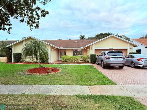 2770 81st Way, Davie, FL 33328