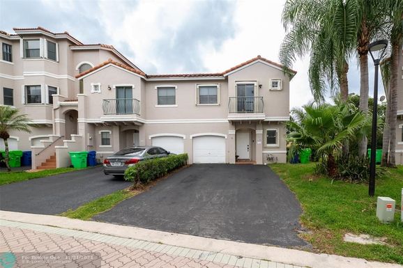 1385 126th Way, Sunrise, FL 33323