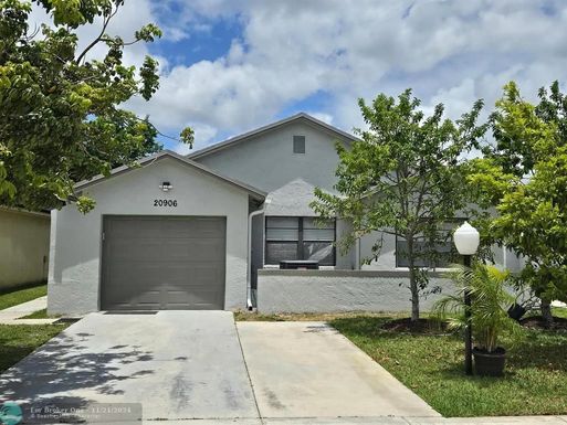 20906 Springs Ter, Boca Raton, FL 33428