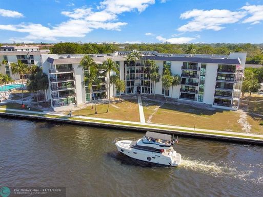 1350 River Reach Dr, Fort Lauderdale, FL 33315