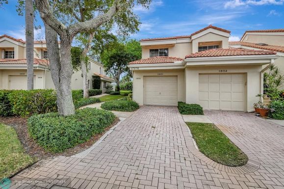 17276 Boca Club Blvd, Boca Raton, FL 33487