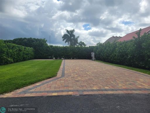 3532 7th Manor, Okeechobee, FL 34974