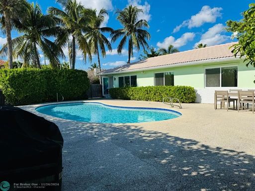 4614 Seagrape Dr, Lauderdale By The Sea, FL 33308