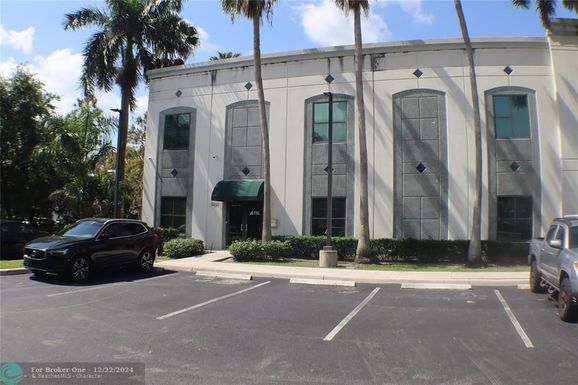 1351 Sawgrass Corporate Pkwy, Sunrise, FL 33323